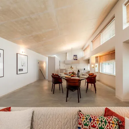 Apartment Hostwise - Modern Elegance W/ Artistic Soul *