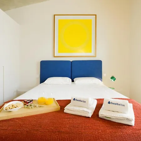 Hostwise - Modern Elegance W/ Artistic Soul Appartement *