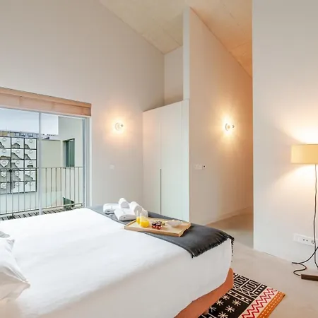 Hostwise - Modern Elegance W/ Artistic Soul Apartment Matosinhos (Porto)