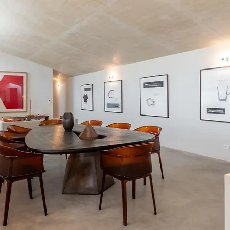 Hostwise - Modern Elegance W/ Artistic Soul Matosinhos (Porto)