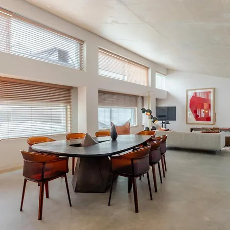 Apartment Hostwise - Modern Elegance W/ Artistic Soul
