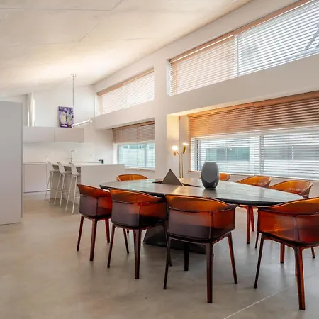 Hostwise - Modern Elegance W/ Artistic Soul Apartment *